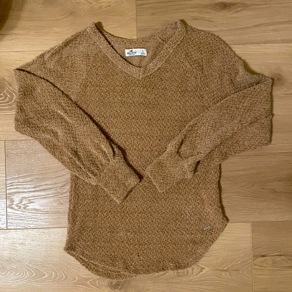 Women’s HOLLISTER V-Neck Brown Fuzzy Sweater Sz S New!